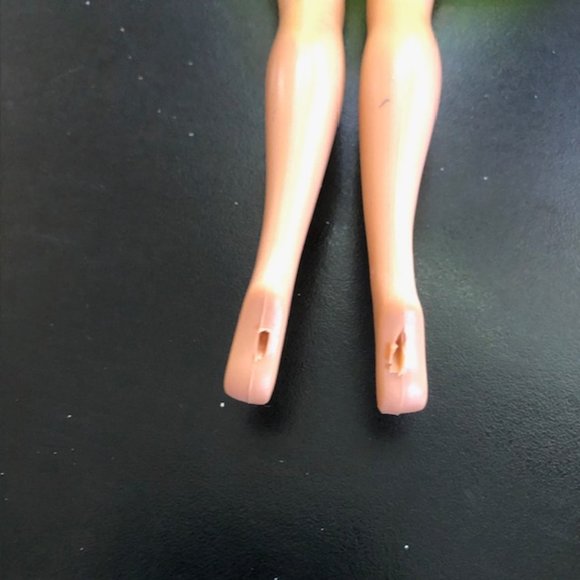 Barbie 1966- Cut and Style Brunette Doll, Vintage. - Picture 10 of 10